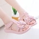 thumbnail image 3 of Sandalias de fútbol Honeeladyy en liquidación por menos de 10 $ para niñas, elegantes sandalias de suela suave para verano, pantuflas navideñas (rosa, 4-5 años), 3 of 4