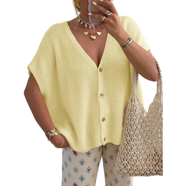 Suéter Saodimallsu oversize amarillo con manga murciélago, botones y cuello en V