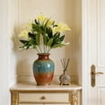 thumbnail image 4 of Ramo artificial de lirios con hojas verdes y detalles blancos, flores falsas de lilium para decoración del hogar, centros de mesa, bodas y fiestas, 4 of 6