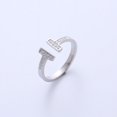 thumbnail image 1 of Anillo abierto con incrustaciones de circonitas de estilo moderno y fresco para estudiantes femeninas en forma de T doble, adecuado para uso diario, 1 of 5