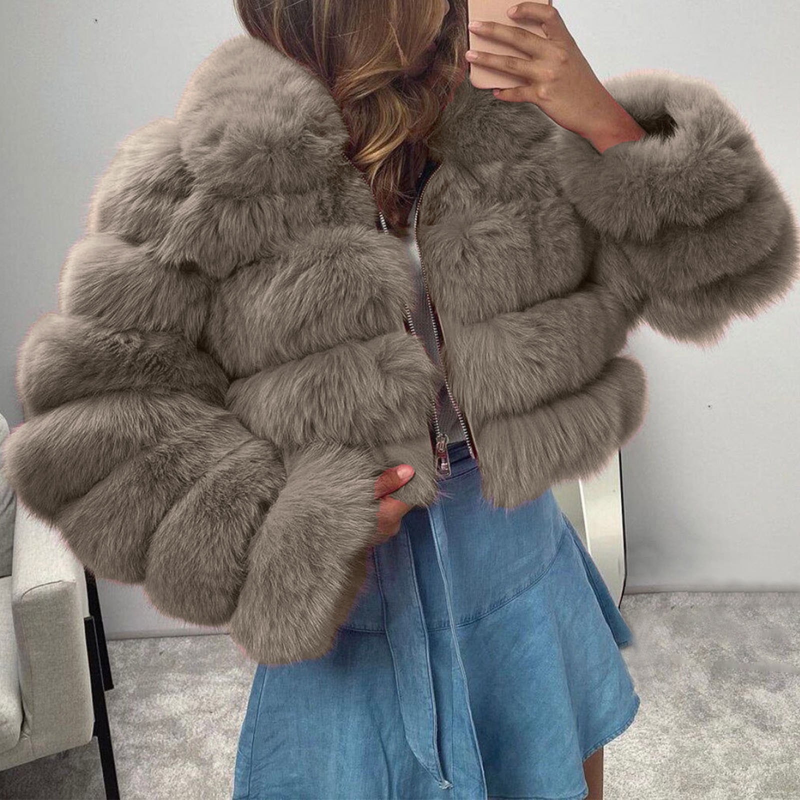 Brnmxoke Women's Faux Fur Cropped Jacket 2024 Fall Winter Fashion Soft Warm Fuzzy Teddy Jackets Long Sleeve Zip Up Fluffy Short Coat Outerwear Khaki,S