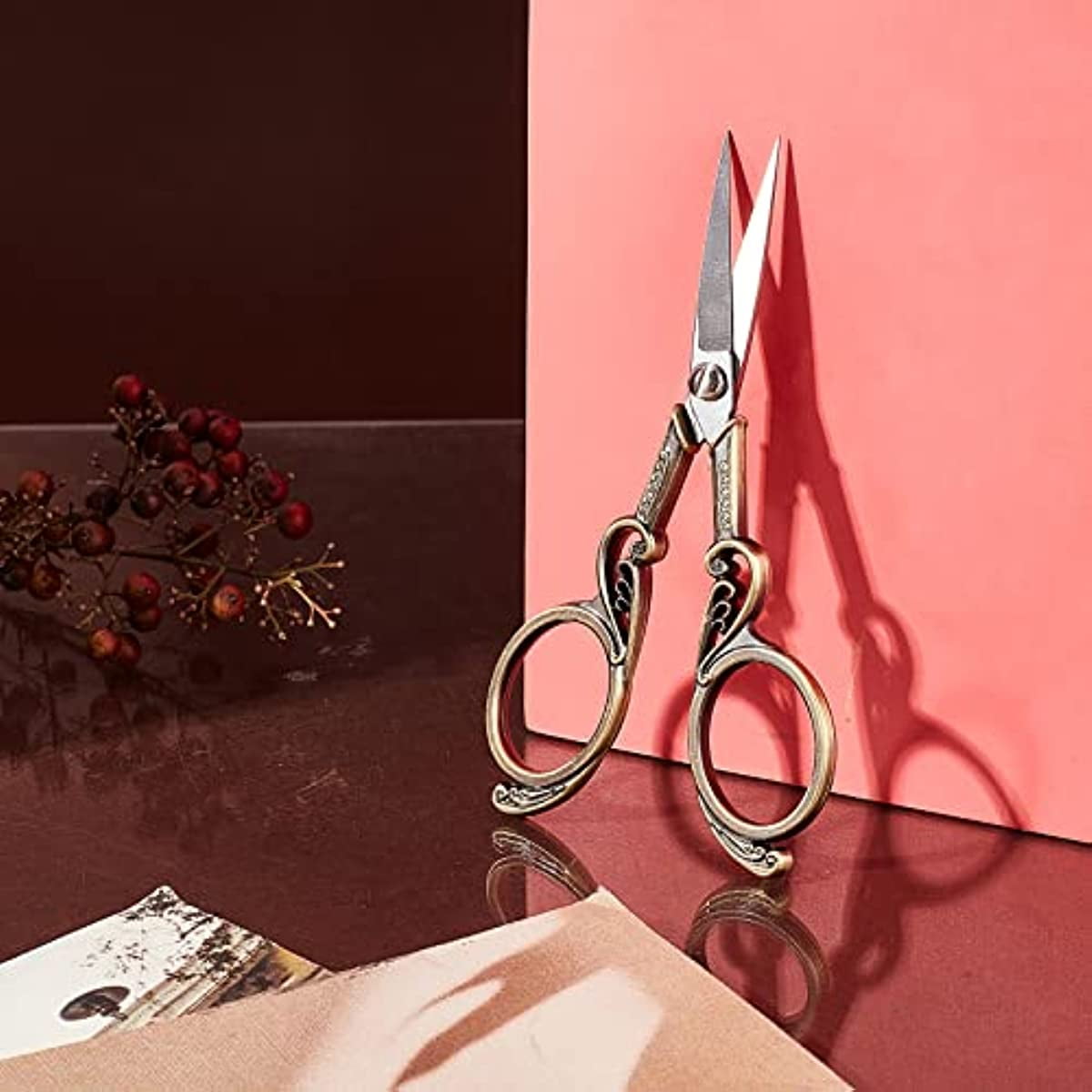 5 inch Vintage Stainless Steel Knitting Scissors Sharp Tip Sewing Scissors with Cover Leather Sheath, Size: 12.85x5.2x0.55cm