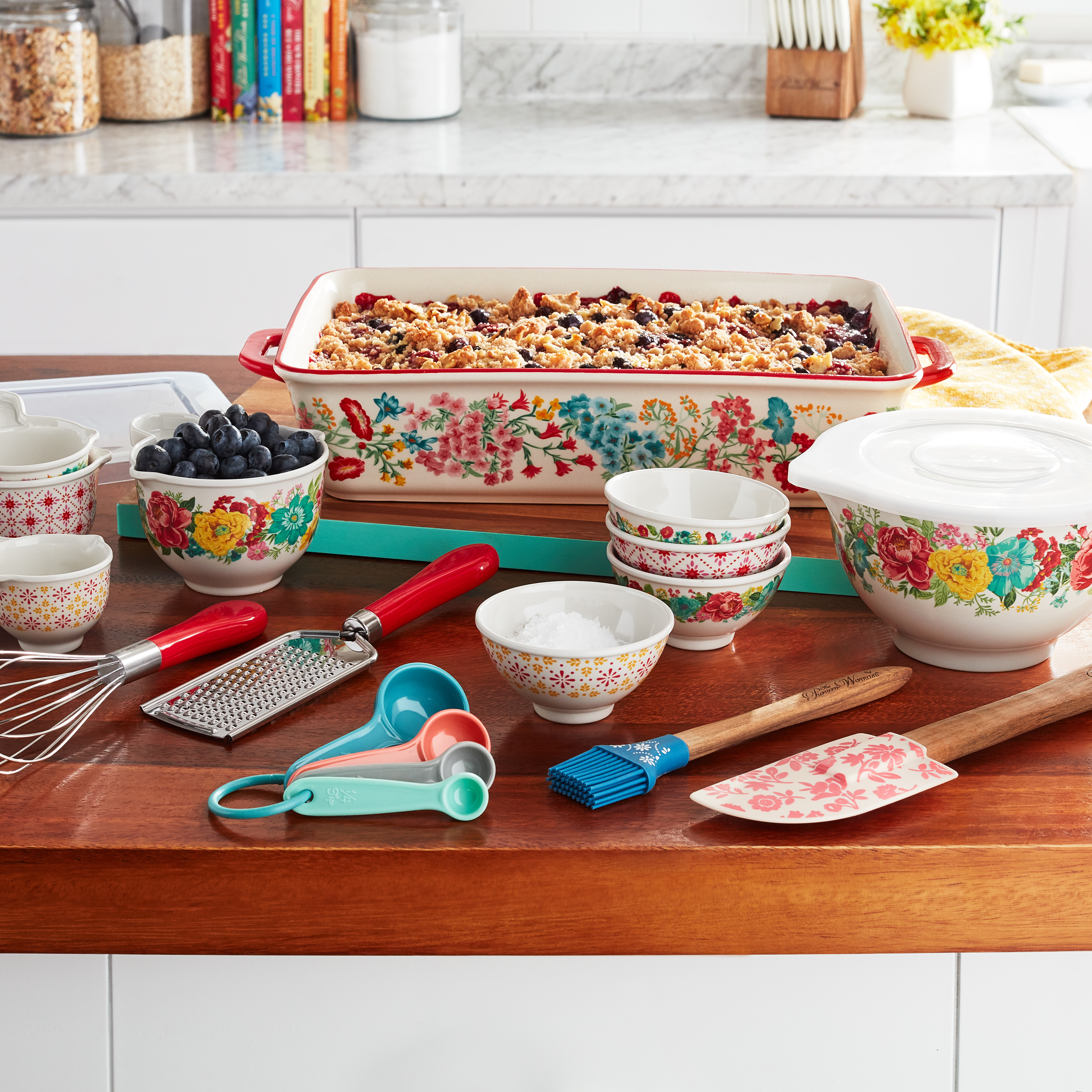 The Pioneer Woman Fancy Flourish 20-Piece Bake & Prep Set with Baking Dish & Measuring Cups - image 4 of 8