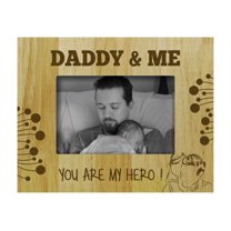 Engraved Wood Personalized Picture Frame, Daddy & Me - Fathers Day Gift - 5 x 7 Inches Horizontal