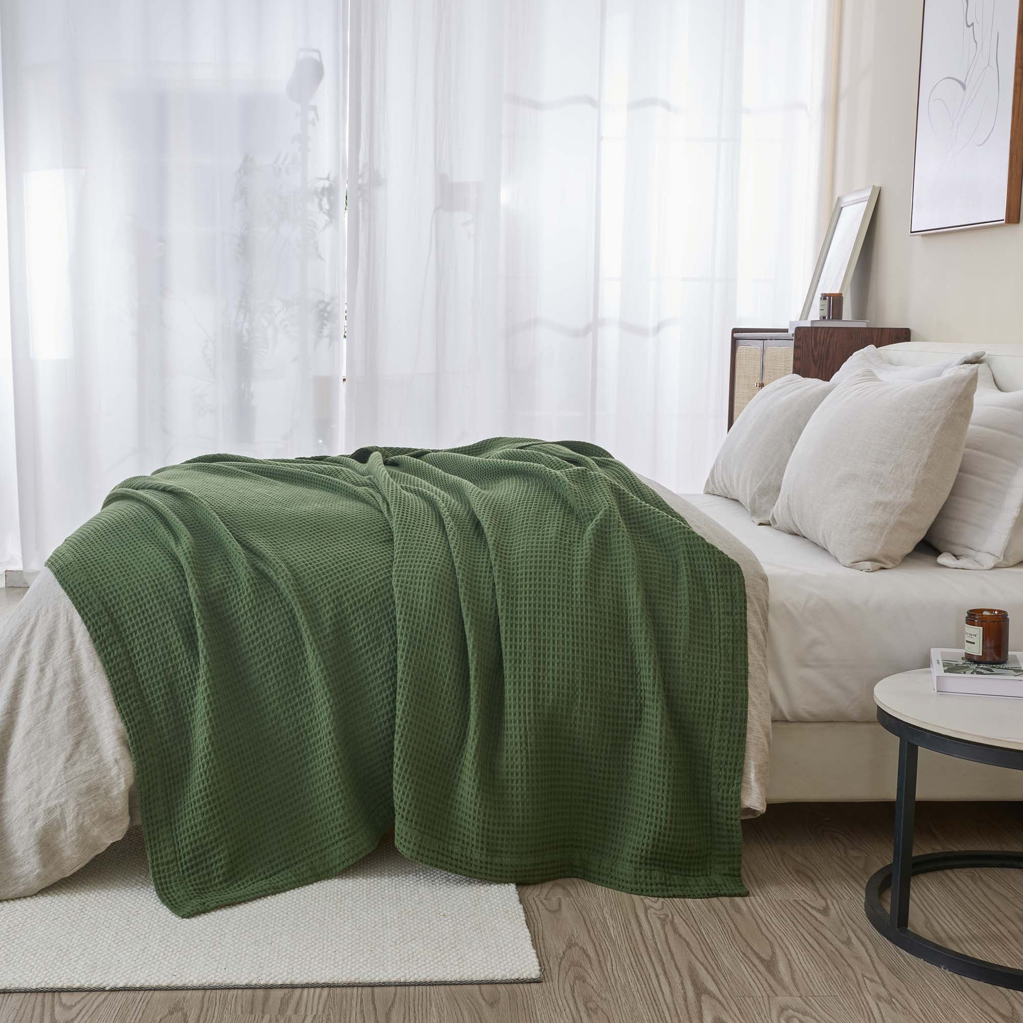 Great Bay Home All-Season Waffle Cotton Bed Blanket 90x90 (Full / Queen, Forest Green)