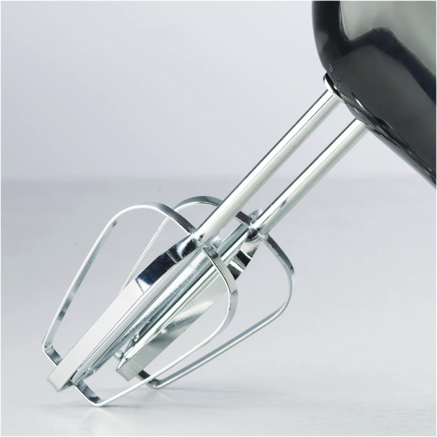 Brentwood HM44 5-Speed Hand Mixer - Black
