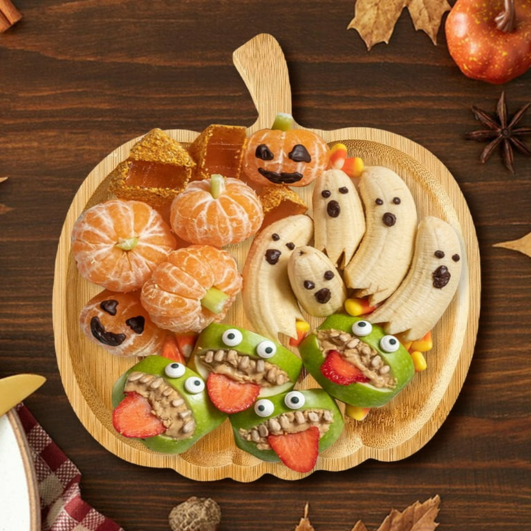 QWEZJ Halloween-Themed Wooden Dinner Tray – Pumpkin Shape, Natural