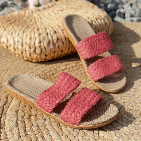 

Women s Slip On Woven Straw Lightweight Vacation Slides Soft & Linen Sole Beach Slides