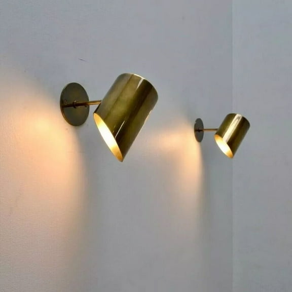 Aesthetic Vintage Collection Mid Century Italian Style Wall Sconce Modern Brass New Stilnovo Wall Fixture for Indoor & Outdoor Locations