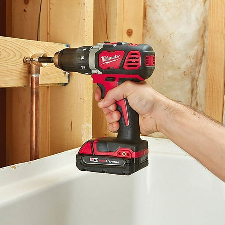  Milwaukee 2606-22CT - Kit CP de taladro percutor M18 de 1/2  pulgada : Herramientas y Mejoras del Hogar