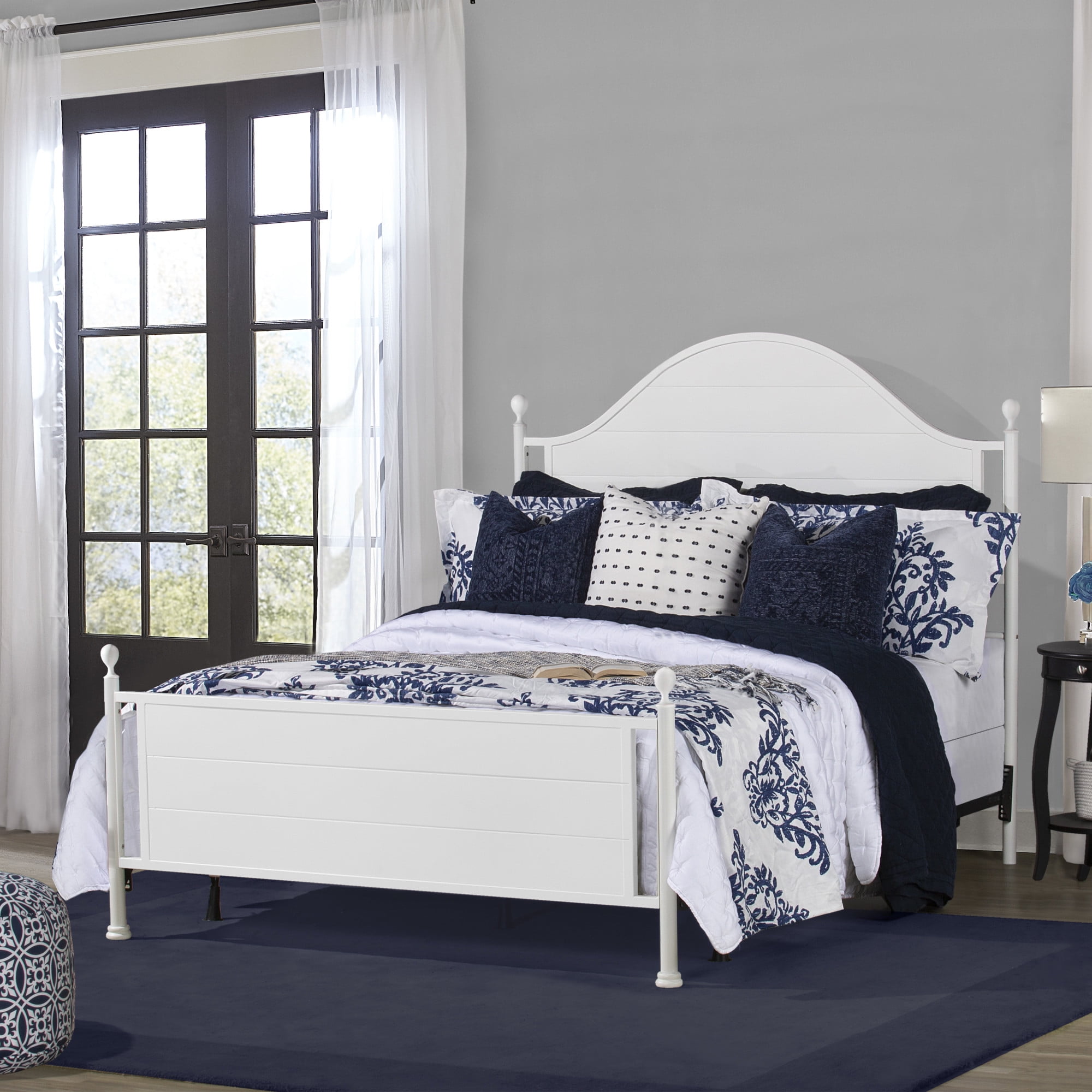 Hillsdale Furniture Cumberland King Metal Bed, Brushed White