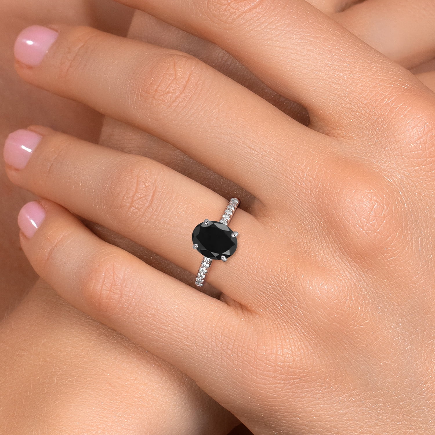 Gem Stone King 10K White Gold Black Sapphire and Lab Grown Diamond Engagement Ring for Women | 2.70 Cttw | Oval 9X7MM | Gemstone September Birthstone | Size 6