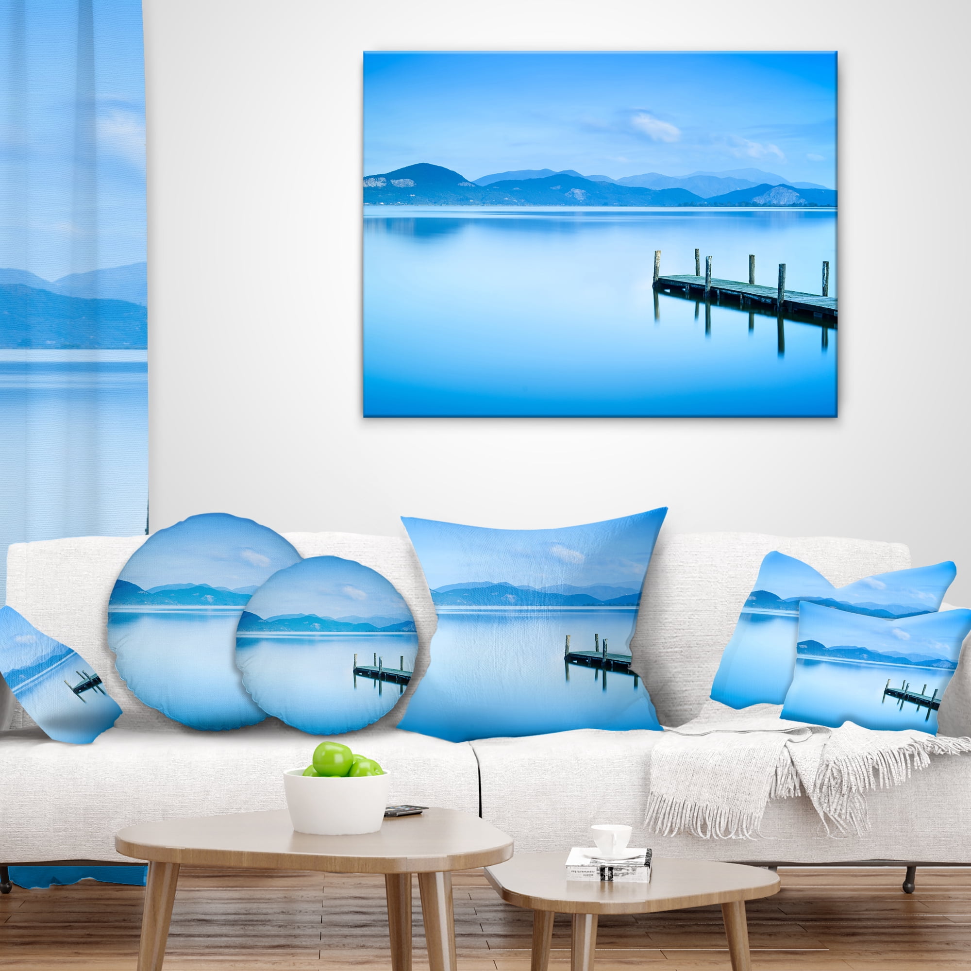 Designart Beautiful Pier in Sea - Seascape Throw Pillow - 18x18
