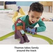 Thomas & Friends Fix em Up Friends Toy Train Set with Carly, Sandy and Motorized Thomas