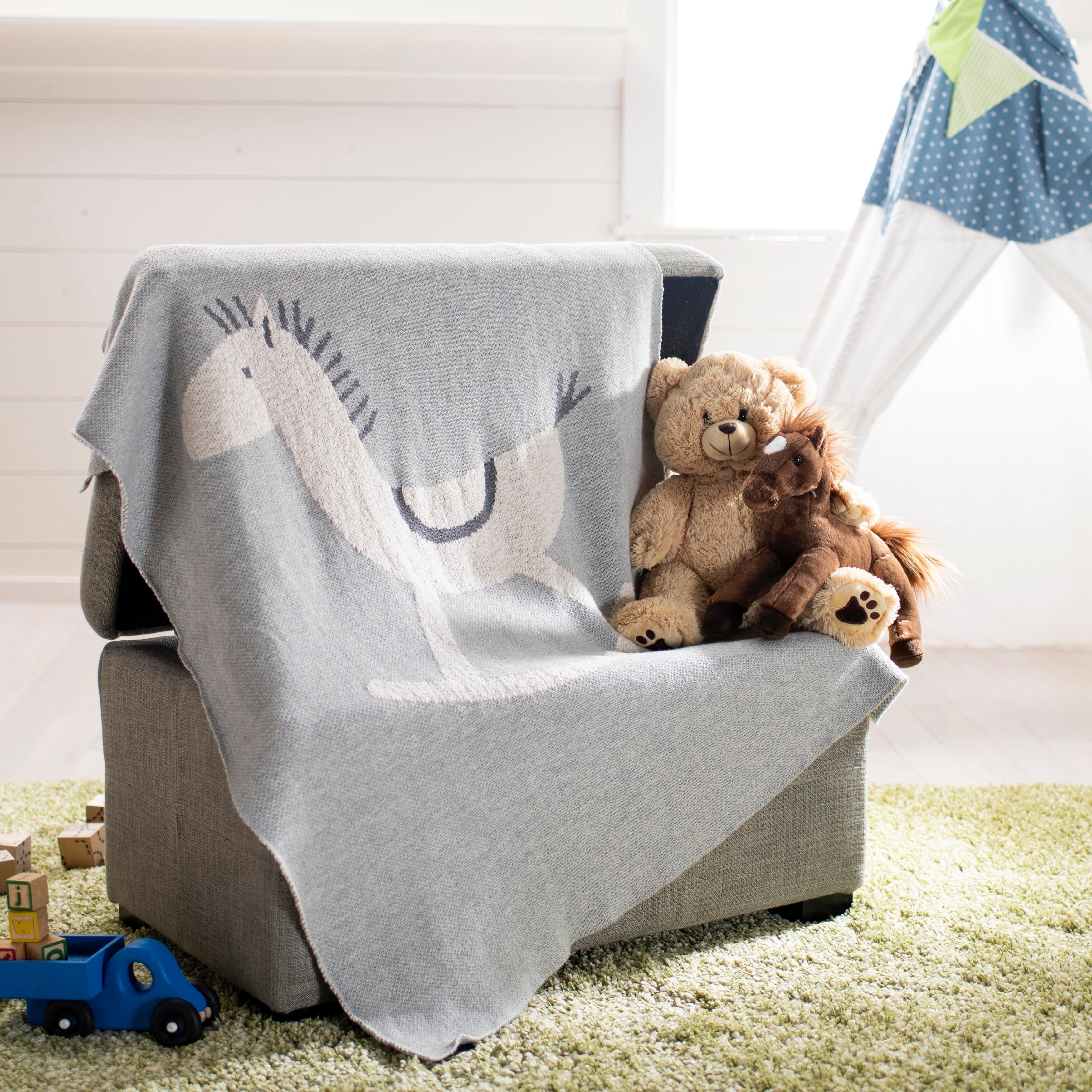 SAFAVIEH Tater Trot The Rocking Horse 32" x 40" Baby Throw, Light Blue