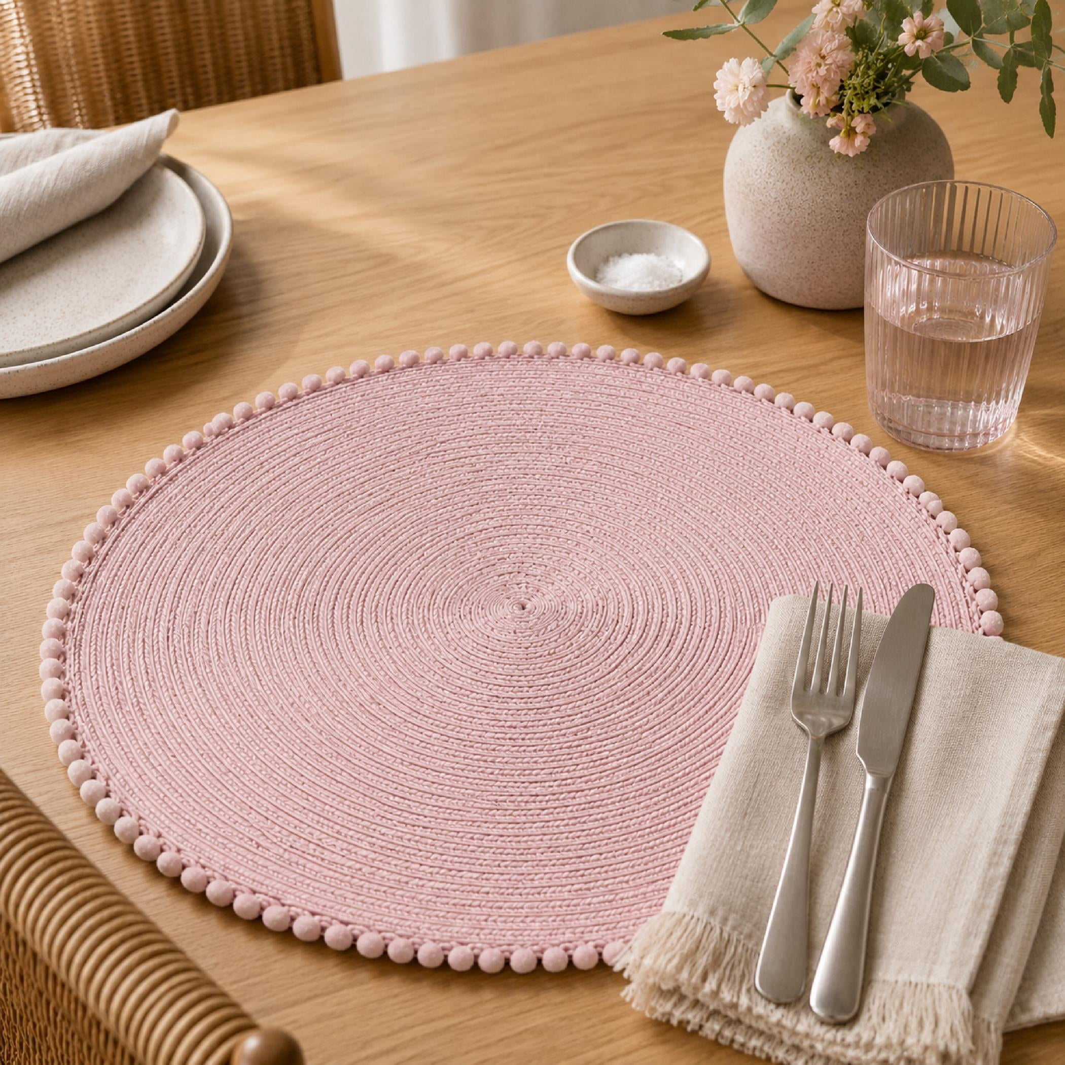 Dainty Home Set of 6 Placemats | Elegant and Durable | 15x15 in Round Woven Non-Slip Washable Place Mats | Tear-Resistant Heat | Resistant Placemats