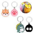 thumbnail image 2 of 4 paquetes de bonitas fundas de silicona Airtag, funda protectora antiarañazos con patrón de dibujos animados, funda suave con llavero pequeño, 2 of 8