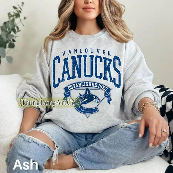 Vancouver Hockey Sweatshirt Crewneck, Vintage Canucks shirt, Vancouver Hockey Fan shirt, Hockey Tee, Canucks Sweatshirt ,Sport Grey Color,Size M