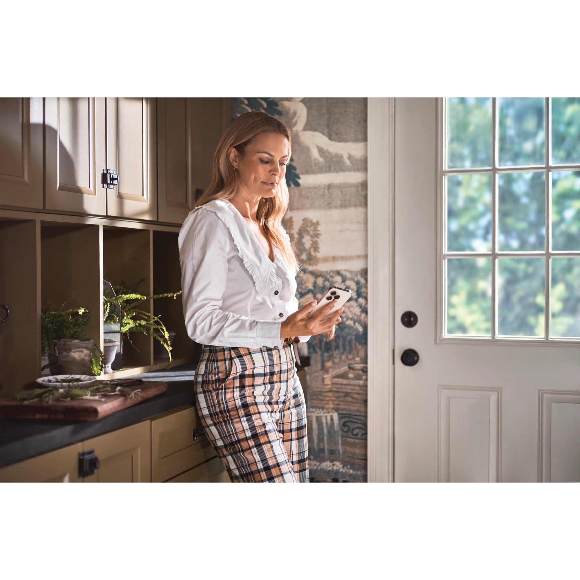 Moen 7770Ev Smyth Smart Kitchen Faucet - Black