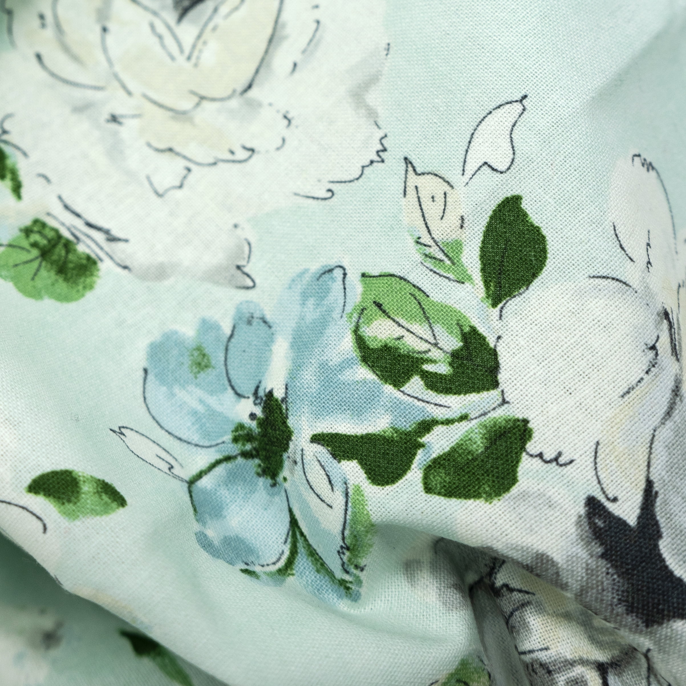 (2 pack) Waverly Inspirations 1 Yard Cut 100% Cotton Prints Fabric Catalina Rose 44" Wide for Quilting & Sewing