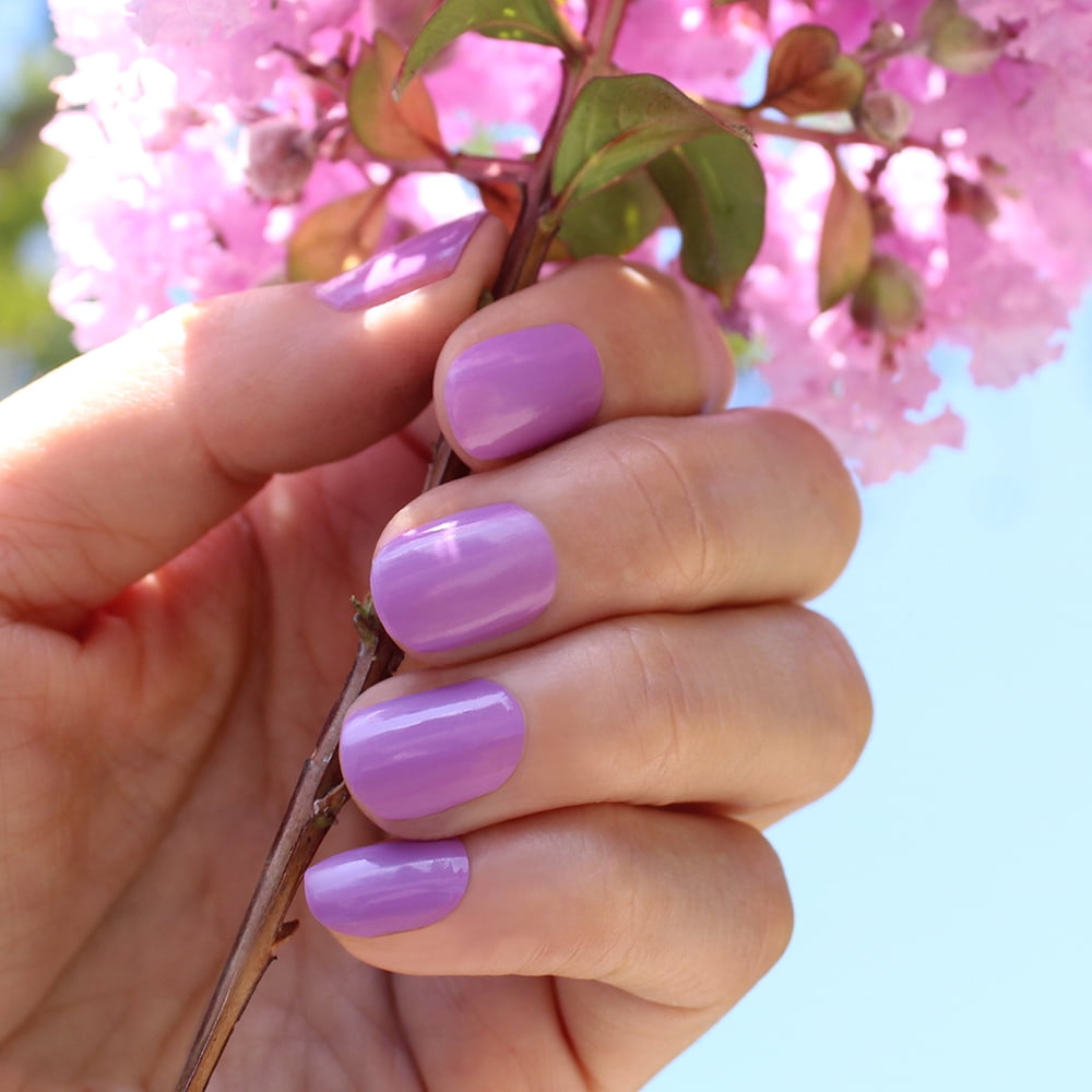 nice is nice - light lavender nail polish & nail color - essie