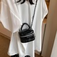 thumbnail image 4 of Bolso de mano con personalidad, moda, temperamento, simple y elegante, estético, nuevo estilo coreano informal, bolso de mensajero de hombro de moda 2025, 4 of 5