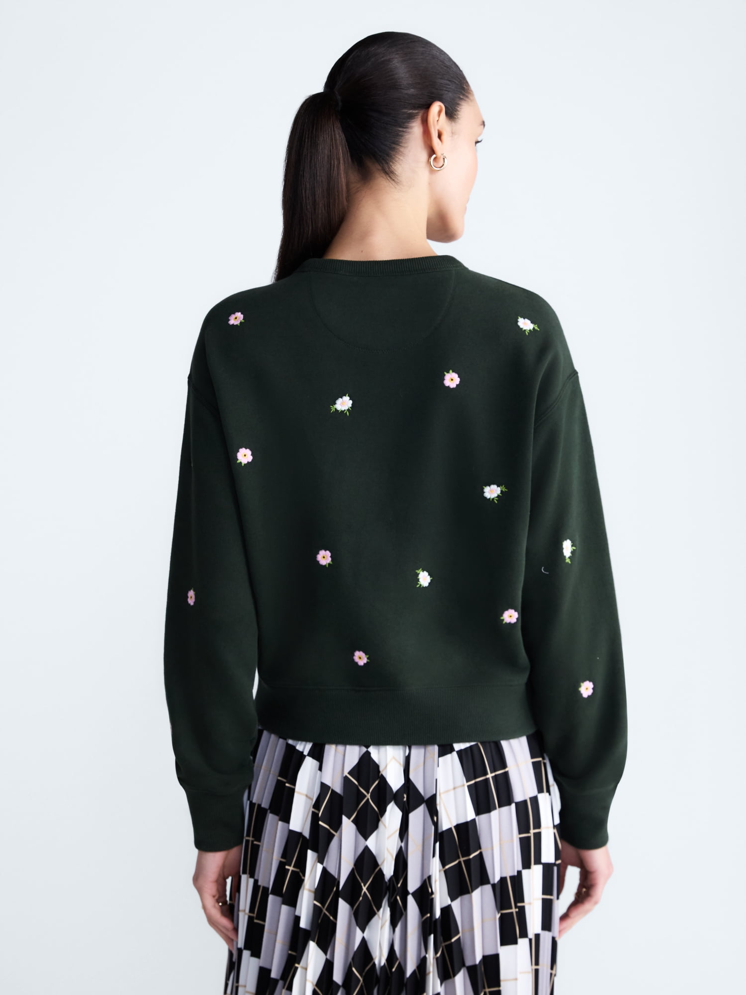 Free Assembly Women's and Women's Plus Embroidered Sweatshirt, Sizes XS-4X