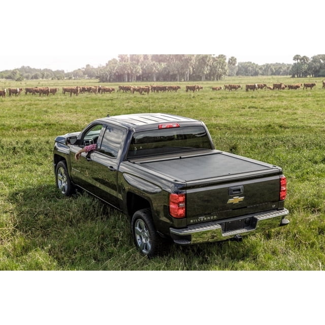 Fits 2019-2021 Ram 1500- New Model Roll-N-Lock Tonneau Cover LG404M M-Series; Manual Retractable; Lockable; Black; Vinyl