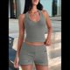 thumbnail image 4 of Conjuntos de 2 Piezas para Mujer: Conjuntos de Estar por Casa A Juego, Top con Lazo y Cuello Halter, y Pantalones Cortos de Cintura Alta. y Negro L, 4 of 8