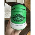 thumbnail image 4 of Slightly used A i r-Jor-dan 1 LOWBLACK/BLACK-LUCKY GREEN MENS SIZE 11, 4 of 5