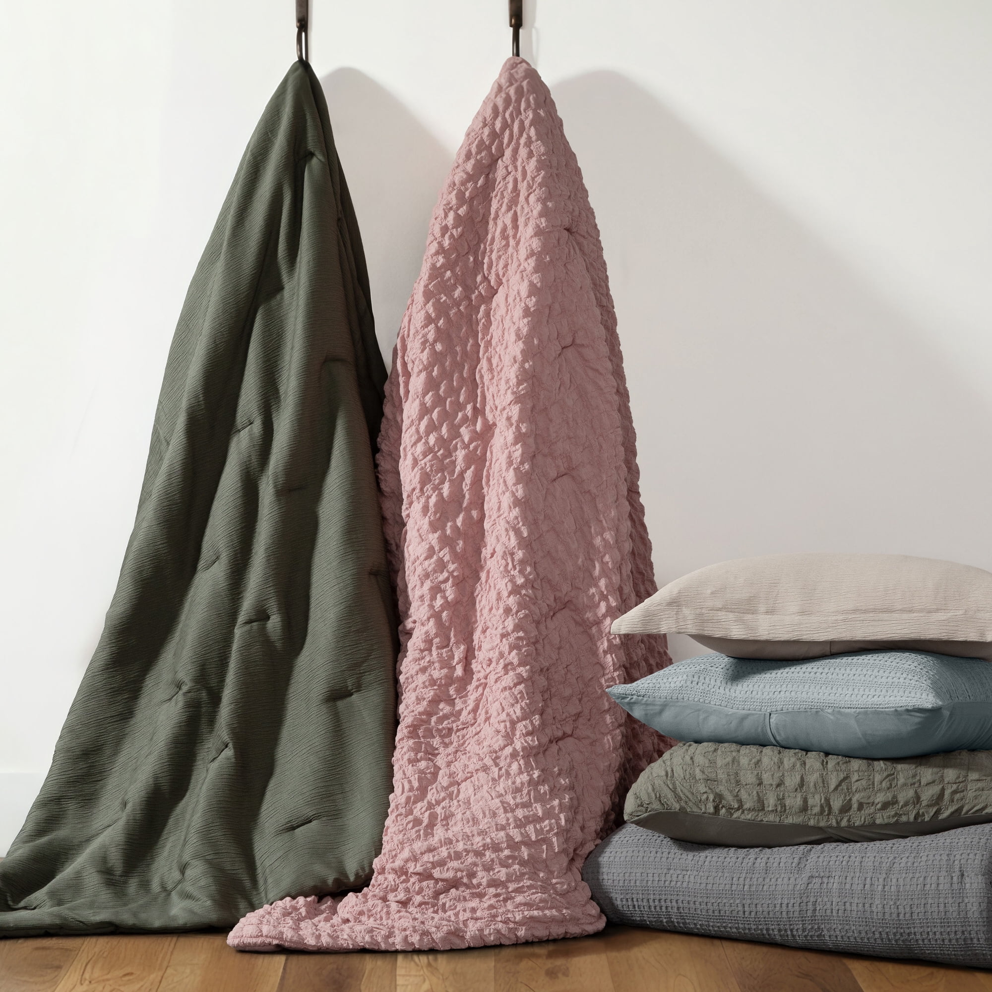 Cloud Weave Textured Comforter Set Plush All-Season Down Alternative Bedding - Comfort Canopy