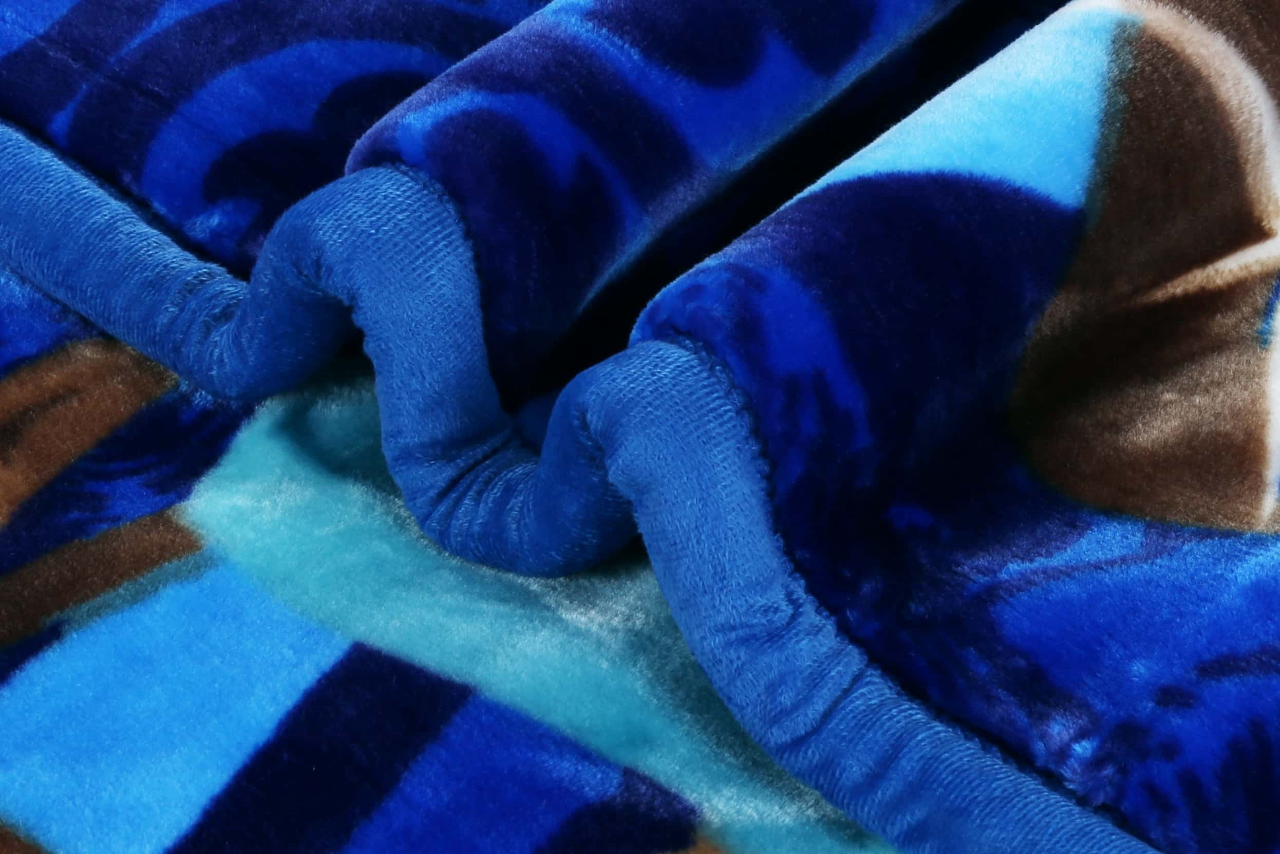 Lammaloe King Size Korean Mink Blanket for Winter, 12 lbs, 87" x 94", Heavy 2-Ply Warm Heavyweight Raschel Bed Blankets, Reversible Printed, Blue