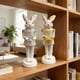 thumbnail image 1 of Figuritas de conejito de Pascua, decoración de conejos de resina tambor, set de 2 adornos blancos de 6,9 pulgadas, centro de mesa con repisa de mesa Regalo navideño de primavera, 1 of 9