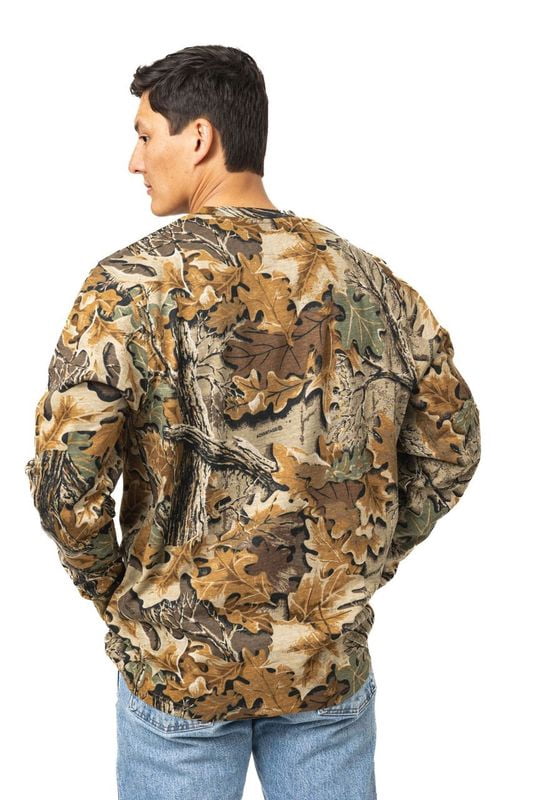 Realtree Men’s Long Sleeve  Hunting Cotton Shirt, Advantage Classic Camo , Relaxed Fit, Size S-5X