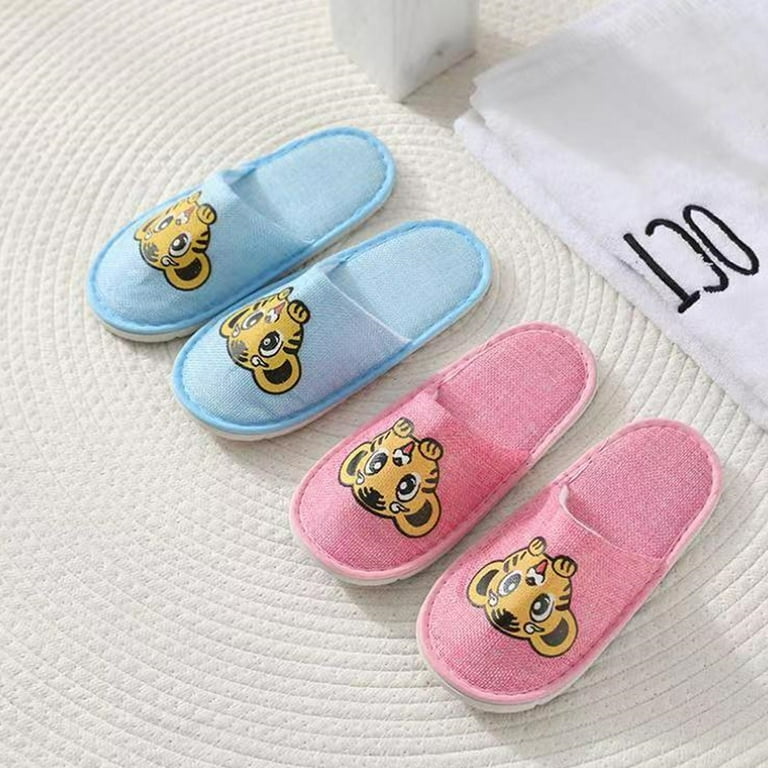 Disposable house hotsell slippers