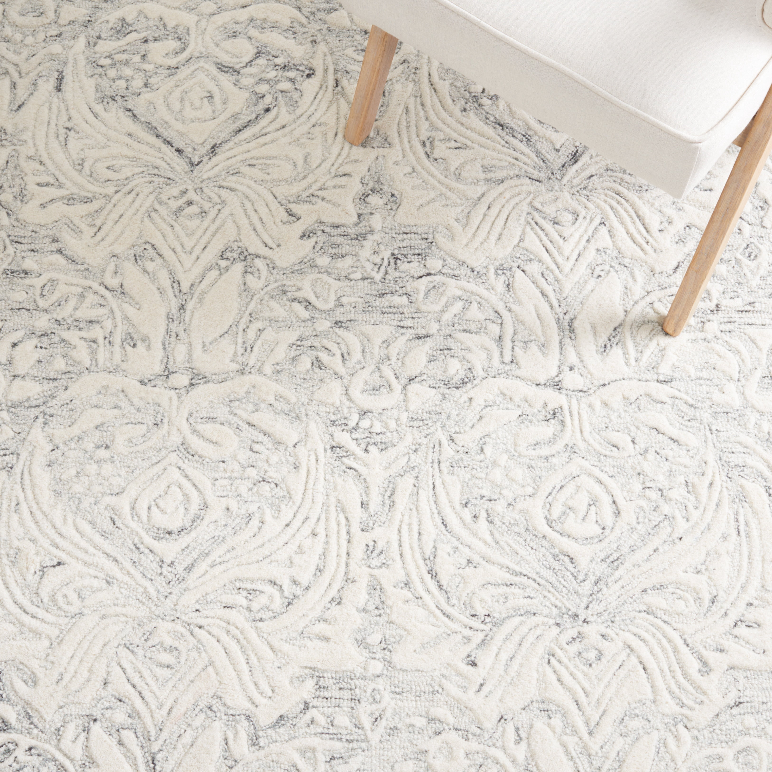 SAFAVIEH Metro Della Medallion Area Rug, Grey/Ivory, 8' x 10'