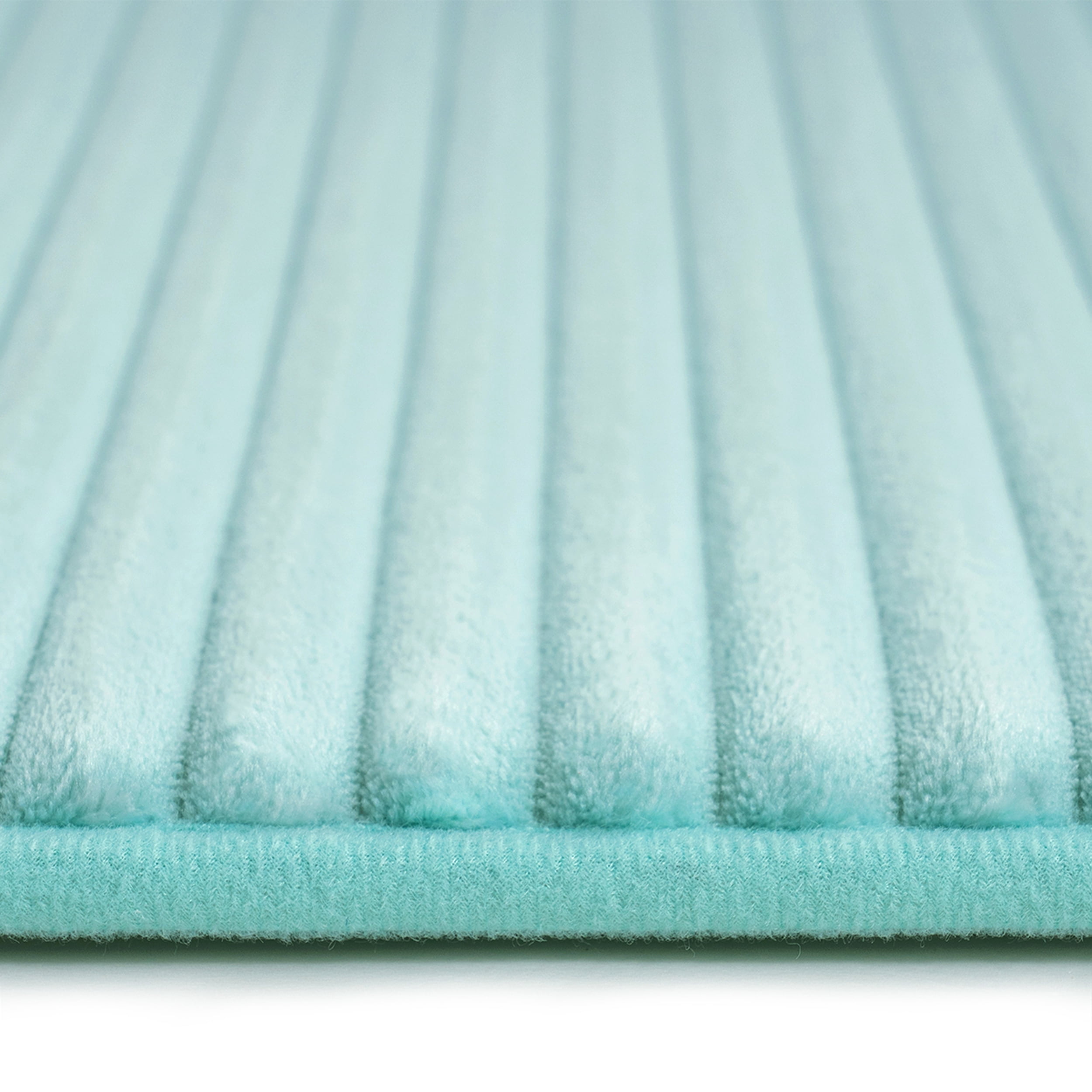 Mainstays Mint 2-Piece Performance Foam 17"x 24" Bath Rug Set