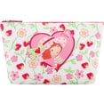 thumbnail image 1 of Bolsa de Cosméticos Concept One Strawberry Shortcake 18x30x9 cm, 1 of 6