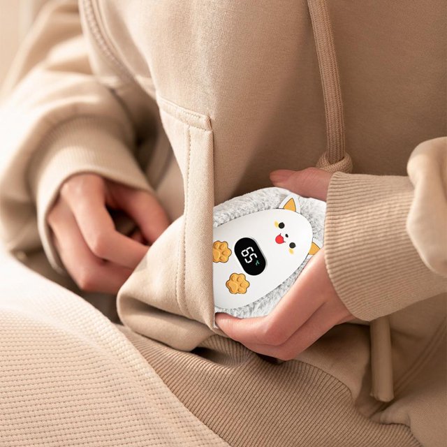 Feltree Winter Hand Warmer Rechargeable Mini Portable Hand Warmer Digital Display Three Speed Heating Plush Hand Warmer