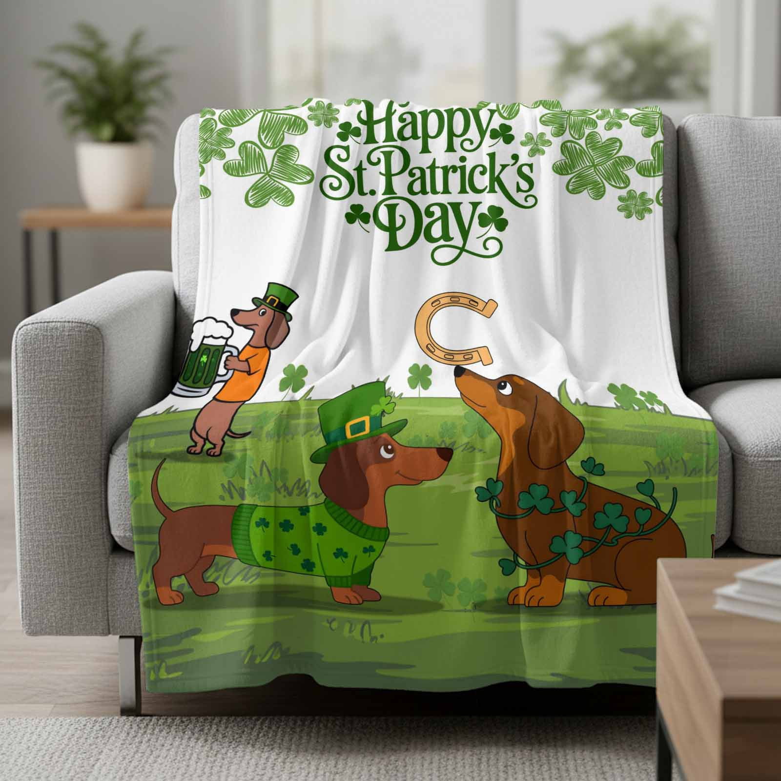 St. Patrick's Day Blanket Soft Cozy Warm Throw Blanket for Couch, Plush Fuzzy Flannel Fleece Blankets for Sofa, Green Lucky Clovers Dog Bed Blankets Lightweight Gifts for Women, 30"x40"
