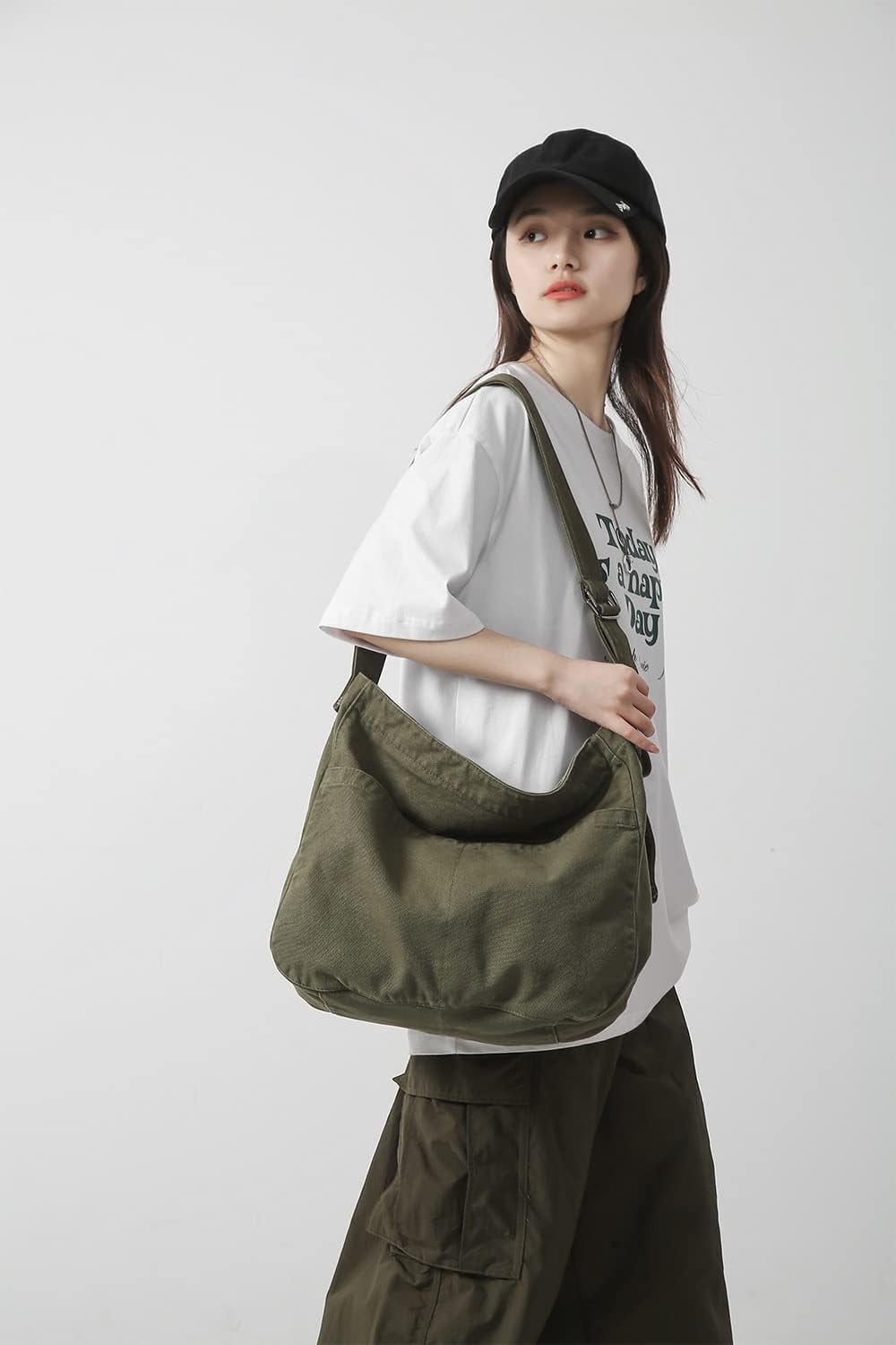 Kukuzhu Crossbody Bags for women, Large Hobo Bag Canvas Messenge Tote Handbagr for School Travel Work Shopping(Brown)