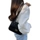 thumbnail image 3 of Bolso de hombro con cadena, bolso de cadena para mujer, mini bolso de cadena de moda, bolso de cadena para mujer, rendimiento inigualable, 3 of 9