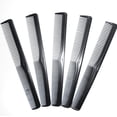 thumbnail image 2 of Peine de corte de fibra de carbono, peine profesional de peluquería, peine antiestático resistente al calor para todo tipo de cabello, peine de peluquero de dientes finos y anchos, 2 of 3