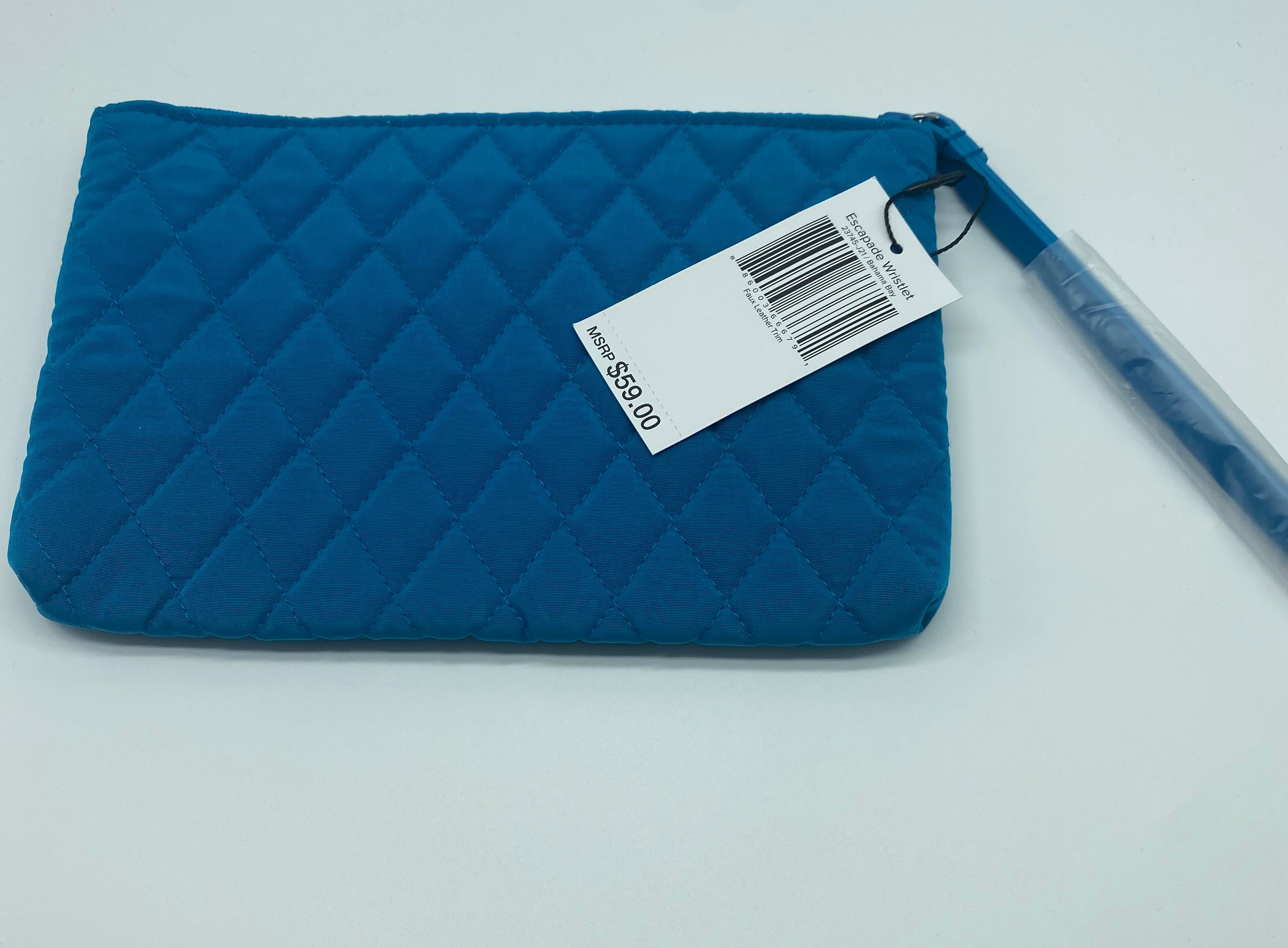 Vera bradley hotsell escapade wristlet