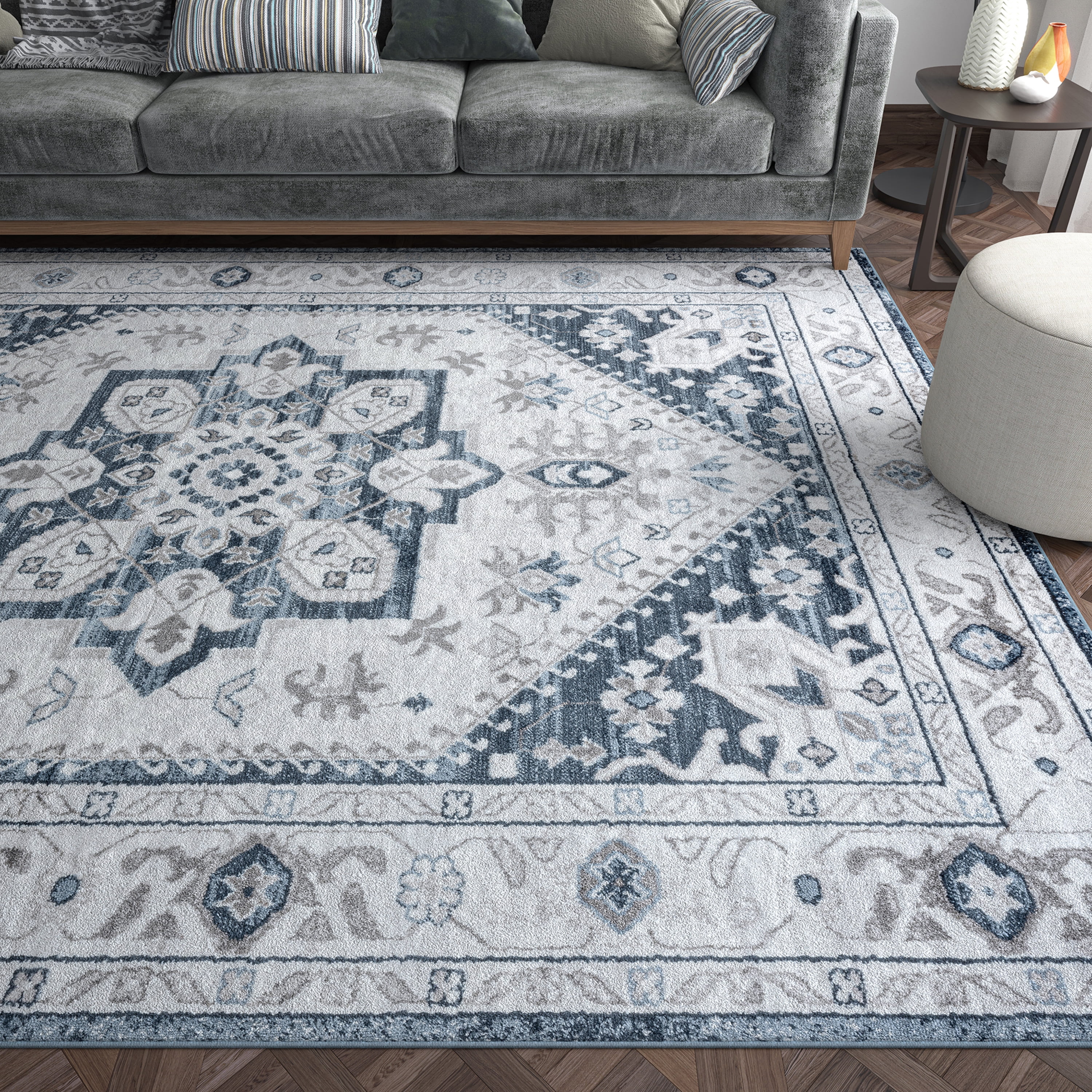 Traditional 2x3 Area Rug (2' x 3') Medallion White, Blue Indoor Scatter Easy to Clean