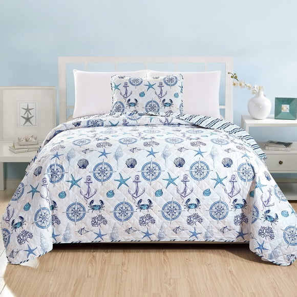Great Bay Home 3 Piece Nautical Reversible Quilt Set with Shams. Seashell Beach Theme Coastal Bedspread Coverlet. Azure Collection (Full/Queen, Azure)