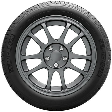 Michelin Latitude Tour HP 255/50R20 109 V Tire Fits: 2011-19 Ford Explorer XLT, 2006-09 Chevrolet Trailblazer SS