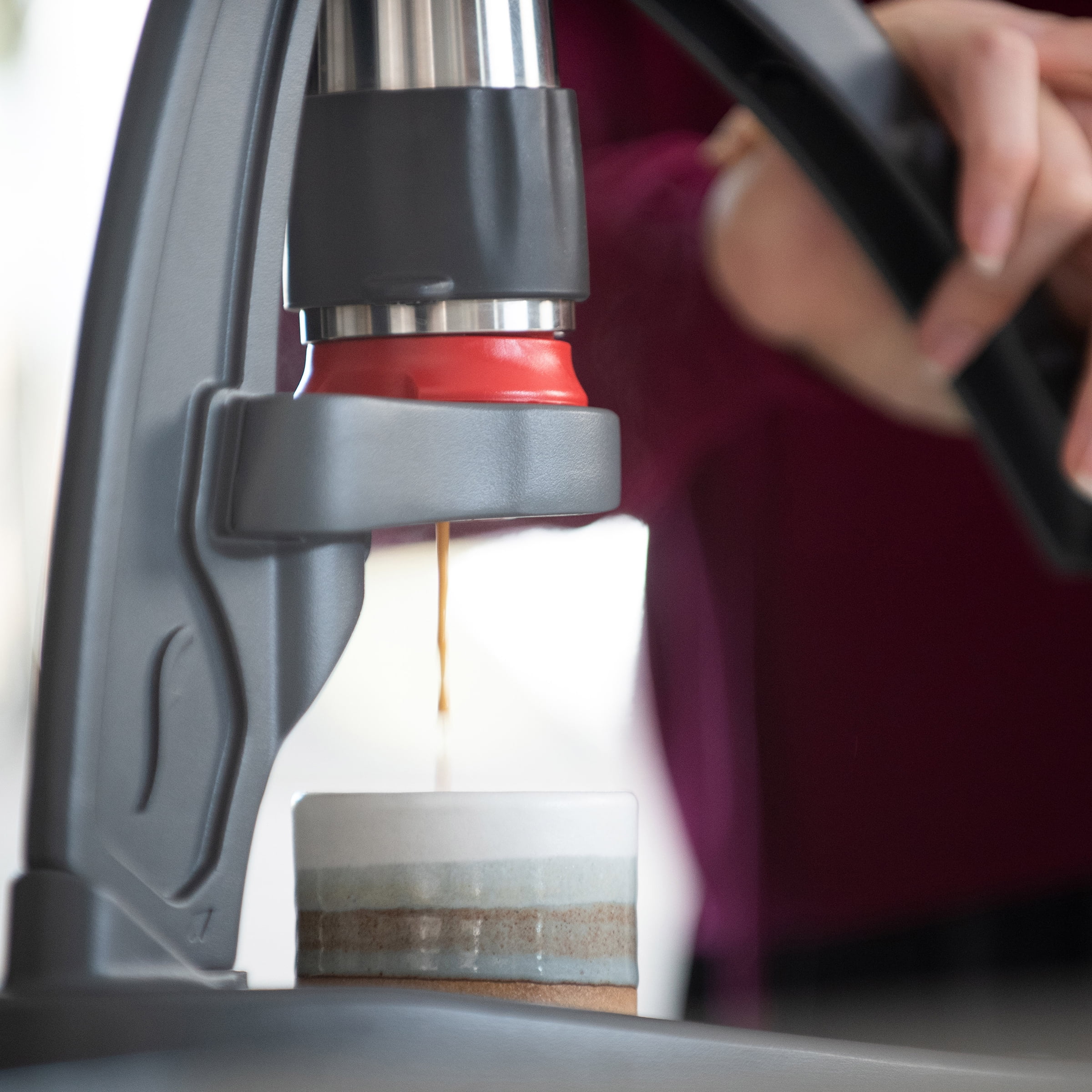 Flair The NEO Flex: Direct Lever Manual Espresso Maker for Home with Two  Portafilters