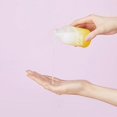 thumbnail image 3 of Yuzu Vitamin C Tonifiant Éclaircissant 125 ml, 3 of 4