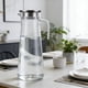 thumbnail image 1 of Jarra de agua fría a rayas acrílicas de plástico PC con tapa de acero inoxidable, gris marrón transparente, resistente al calor 1000ml 1200ml 1500ml para zumo de té helado, 1 of 6